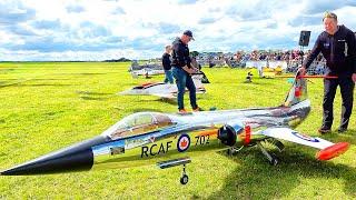 SELFBUILD F-104 STARFIGHTER! SCALE 1:4 RC TURBINE MODEL FLIGHT DEMONSTRATION