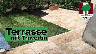 Terrasse mit Travertin-Platten (Zeitraffer)