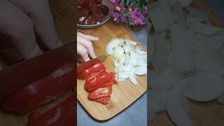 Mëlçi viçi me qepë dhe domate #homemade #food #gatimeshqiptare