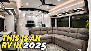 RVs coming for 2025 look THIS NICE!  2025 Jayco Pinnacle 38FBRK