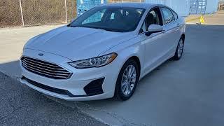 2020 Ford Fusion Base SE FULL TOUR / OVERVIEW