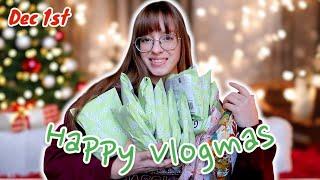 It’s December yarn lovers! | PassioKnit Vlogmas 2024 | Day 1