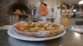 How to Order a Pepperoni Pizza in Italy - Italy Quick Tips | Collette