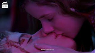 Peter Pan: Wendy kisses Peter (HD CLIP)