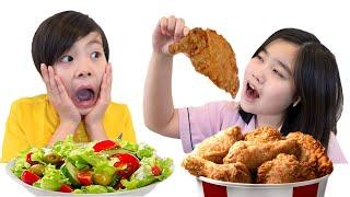 体に良い食べ物どっち？ Pretend Play School & Eat not Healthy food