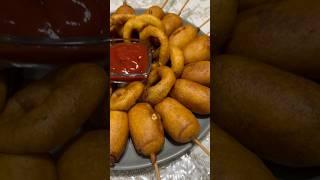 Сосиски в кляре на шпаках или Корн-доги #рецепт #food #корндог #сосиски #готовимдома #кляр