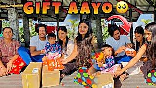 yatti dherai Gift ka bata Aayo unboxing Garda Yesto po Raixha 🫢