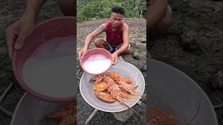 Fisherman Cook Lobster With Coconut Milk! 