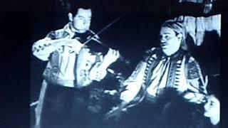 Emery Deutsch, his Violin and his Gypsy Orchestra:  "When a Gypsy Plays His Violin"  (1947)