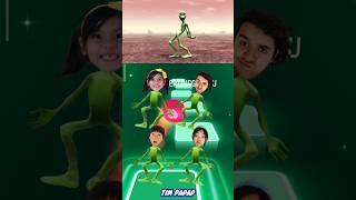 Toys and Colors - Dame Tu Cosita Coffin Dance Song Cover Tiles Hop #shorts #pkxd