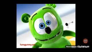 Gummy Bear sings "Cuando Me Enamoro" (Fake Music Video)