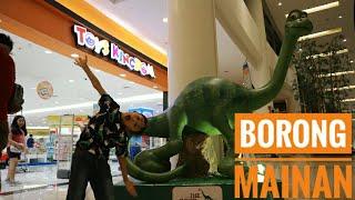 Buy Many Toys Into the Mall [Travel Toys Kingdom Living World Serpong]