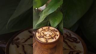 Latte Art on Foamy Milk  #latteart #latte #coffeeart