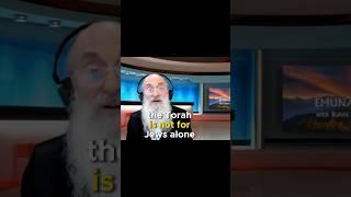 The Torah is not for jews alone  TOM 16/52 by @LazerBrody Let' #translate this #short to #spanish