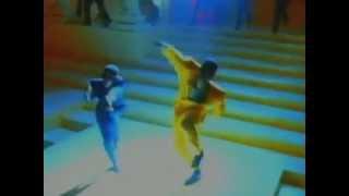 MC Hammer - 2 Legit 2 Quit