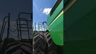 Used 2014 John Deere S680 Combine Harvester For Sale in Mendota Illinois