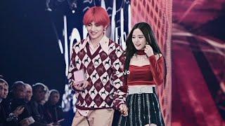 THERE'S SOMETHING BETWEEN TAEHYUNG AND JISOO. 𝓪𝔀𝓪𝓻𝓭𝓼 2018