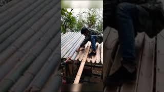 Pembuatan Atap Rumah Dari Bambu Ala China