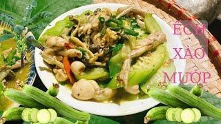 Stir-fried Field Frog with Luffa, a delicious rustic dish with authentic countryside flavors