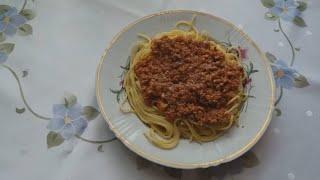 Спагетти с соусом и фаршем. Очень Вкусно.