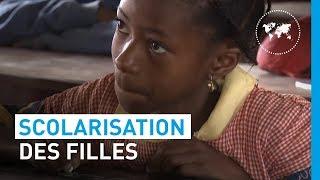 Scolarisation des filles en Guinée : un défi de tous les jours | UNICEF France