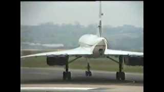 Concorde landing at Leeds Bradford airport #concorde #Planes