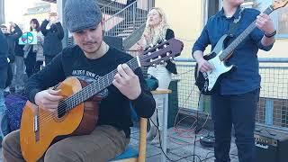 Salzburger Schüler singen "Give peace a chance"