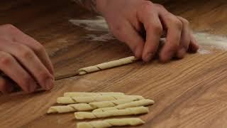 Pasta Masterclass - How to make Busiate by Mateo Zielonka