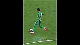 Fernando Muslera skills  #fernandomuslera #muslera #galatasaray #keşfetbeniöneçıkar