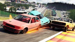 This is what happens when you race JUNK Cars on a F1 track in BeamNG Drive...