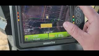 Komatsu IMC Dozer - Using Blade Control and Viewing Grade Transitions