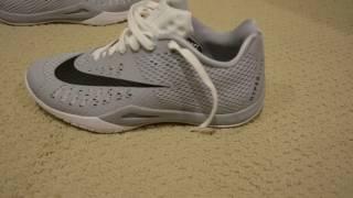 Review of Nike HyperLive Basketball Shoes