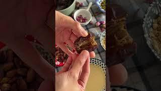 This is addicting! #snack #shorts #medjooldates #coateddates #kolaytarifler #hurma #easyrecipe