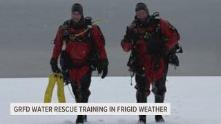 Grand Rapids Fire Dept. spends week training in frigid water