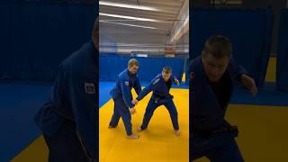 ЛОВИТЕ ОЧЕРЕДНУЮ ПУШКУ.       YOU NEED TO TRY THIS  #judo #judoka #judokas #judoteam