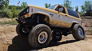 1984 Ford Bronco II Debut Off Road Park!  40" Tires 4 link Long Arm #ORI #LS #v8 #Ford #Bronco #flex