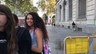 Barcelona Walking Tour - Gothic Quarter, La Rambla, Gaudi - [4k 60fps]