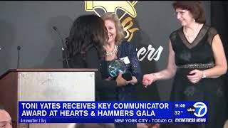 Toni Yates of ABC 7 - NY  Receives Key Communicator Award at 2023 Hearts & Hammers Gala