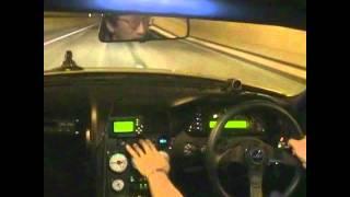 Nissan Skyline 1200hp  328km/h @ Tunnel