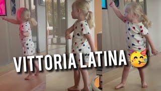 Vittoria Ferragni impara i balli latini e si esibisce con Chiara