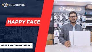 Bangladesh’s Tech Buzz: Happy Customer Unboxes MacBook Air M2!