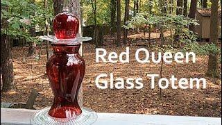 Red Queen Glass Totem