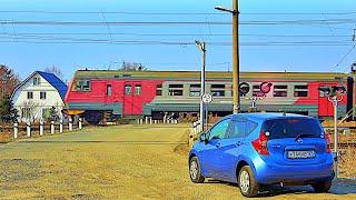 RailWay. Russian Railroad Crossing Intercity EMU Train ED9M/Железнодорожный переезд Электричка ЭД9М