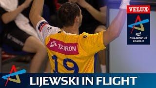 Lijewski in flight for Kielce | VELUX EHF Champions League