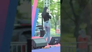 섹시트롯퀸 김나희 뒷태도 역시 머찌다