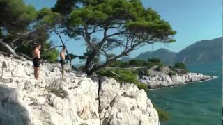 amazing extreme cliffdiving 22 meters(73ft) magnifique plongeon de haut vol de 22m