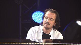 Yanni - "Into the Deep Blue" - LIVE in Beijing