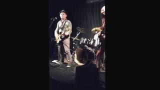Mint Douche "Arctic Canoe" at The Cricketers, Kingston 23/09/2016