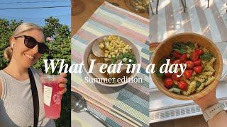What I eat in a day: Recette de ramen maison, salade d’été & snacks 