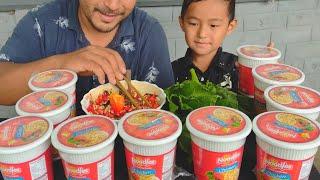 Eating instant cup noodles with my son || kents vlog.